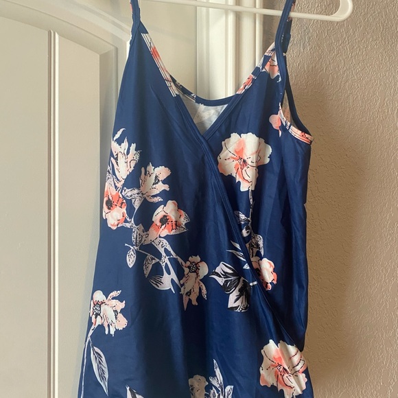 AlvaQ Women Summer V Neck - Picture 2 of 2